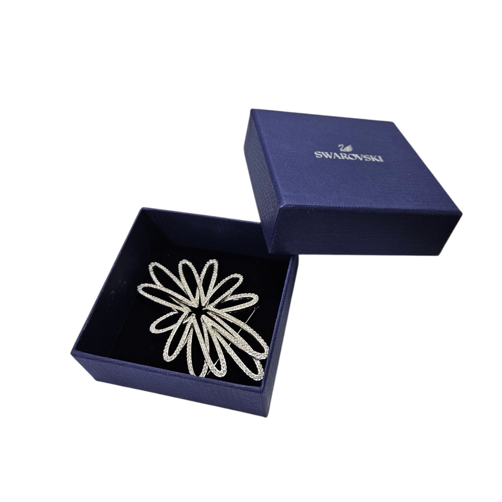 Swarovski Crystal Flower Brooch – Statement Floral Pin